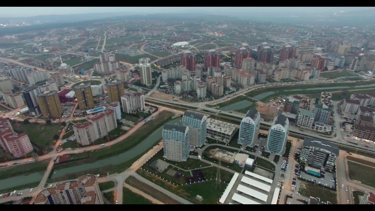 En iyi Yüzüncüyıl Reklamcı